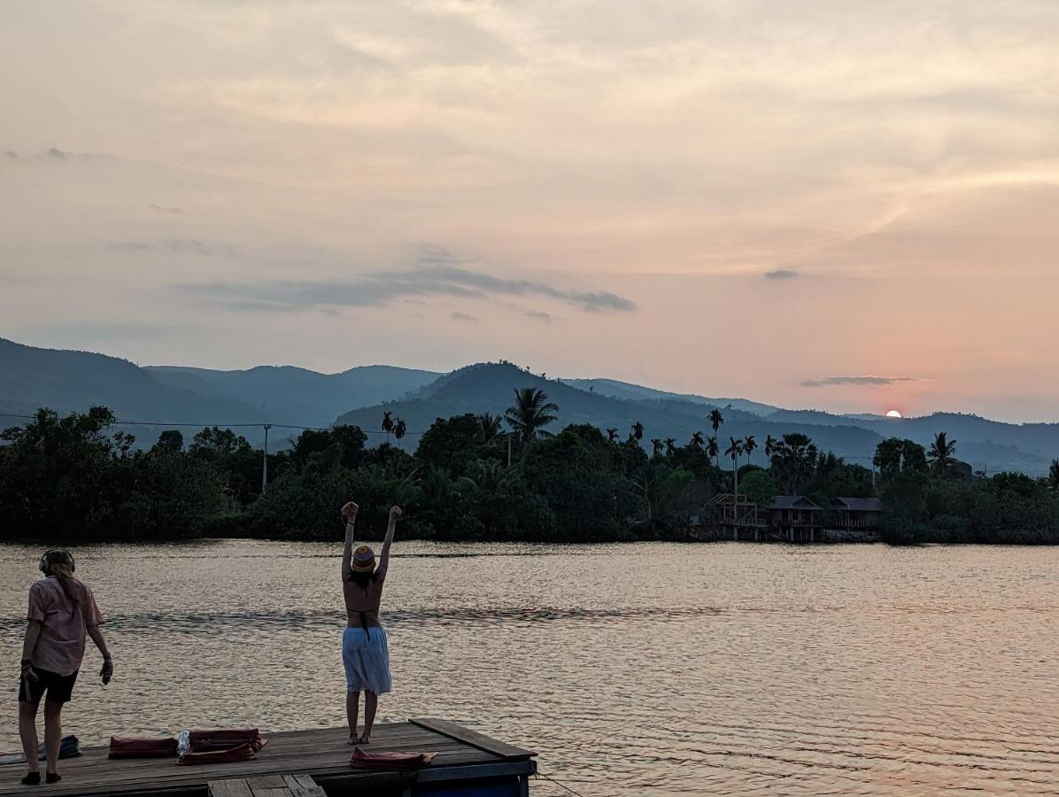 Yellow Sun Kampot Exteriér fotografie